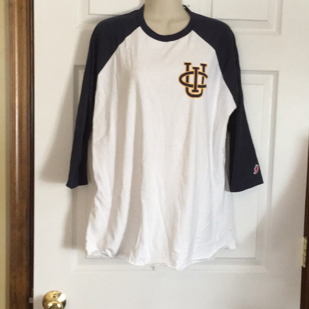 Collegiate Outfitters Top NWT